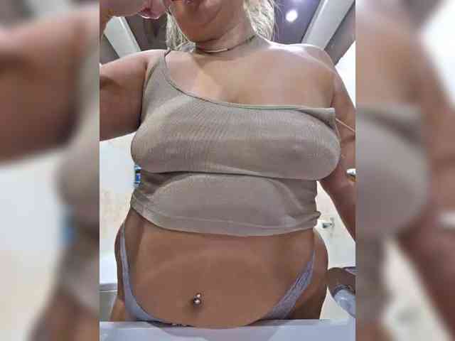 FLUFFY_BEAUTY webcam