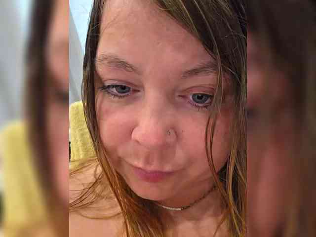 FLUFFY_BEAUTY webcam