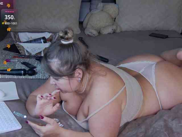 FLUFFY_BEAUTY webcam