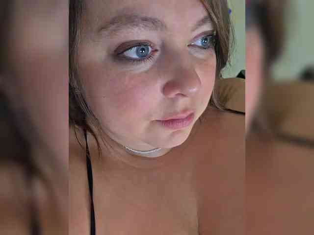 FLUFFY_BEAUTY webcam