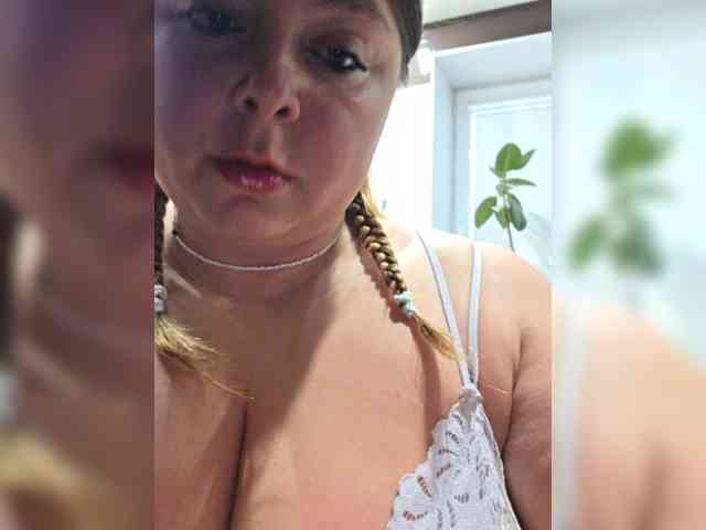 FLUFFY_BEAUTY webcam