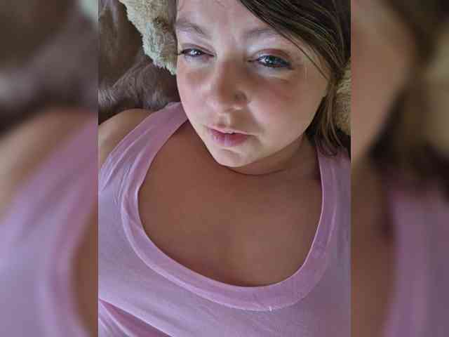 FLUFFY_BEAUTY webcam