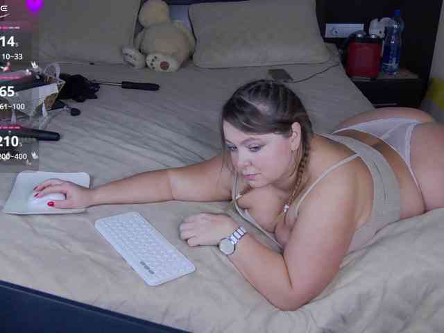 FLUFFY_BEAUTY webcam