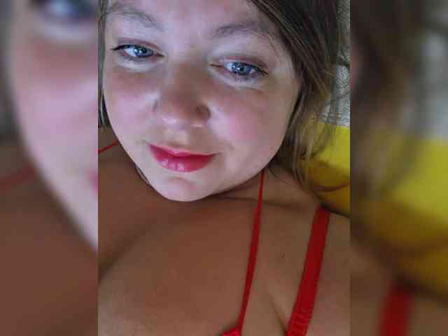 FLUFFY_BEAUTY webcam