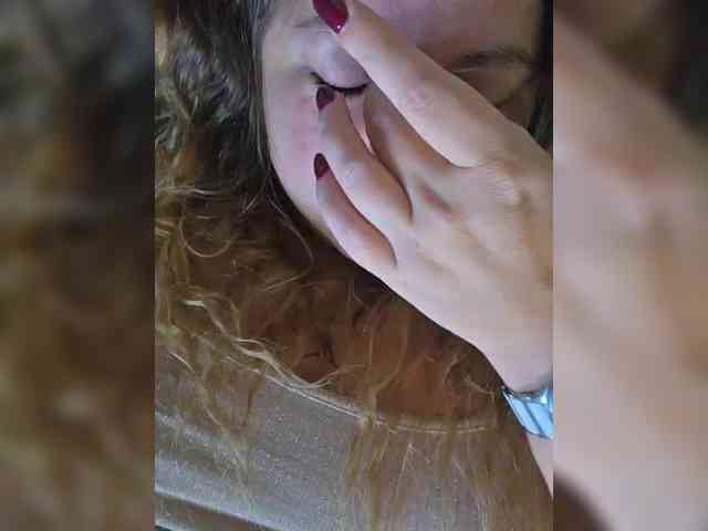 FLUFFY_BEAUTY webcam