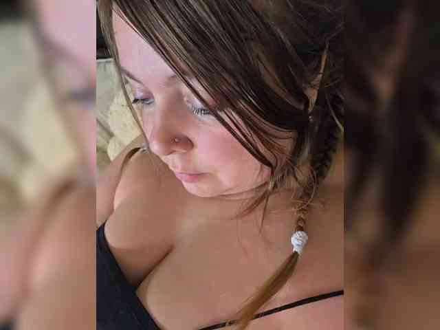 FLUFFY_BEAUTY webcam