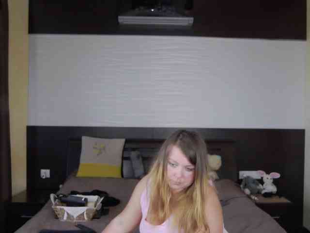 FLUFFY_BEAUTY webcam