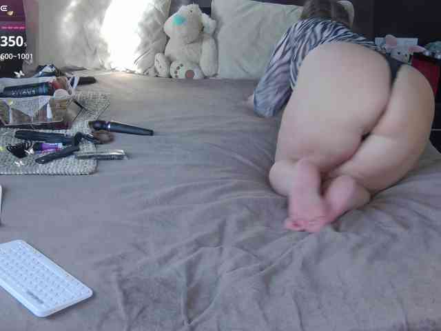 FLUFFY_BEAUTY webcam