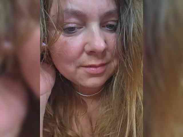 FLUFFY_BEAUTY webcam