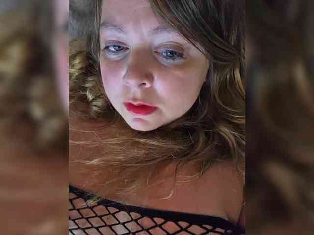 FLUFFY_BEAUTY webcam