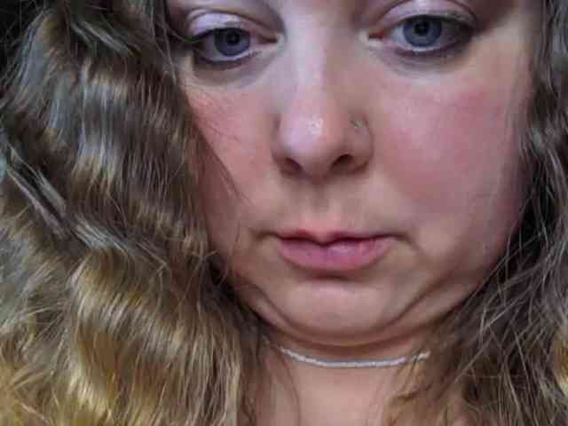 FLUFFY_BEAUTY webcam