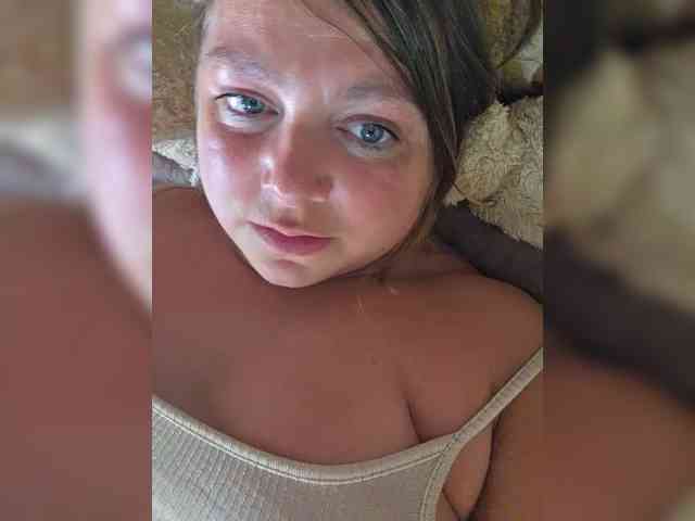 FLUFFY_BEAUTY webcam