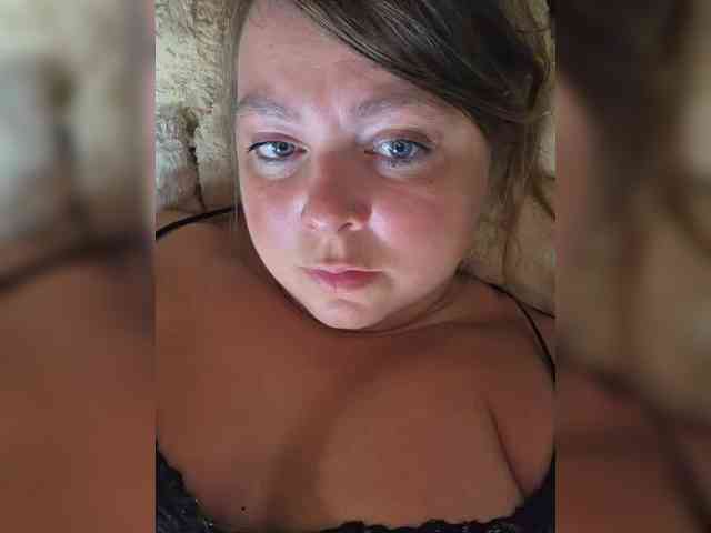 FLUFFY_BEAUTY webcam
