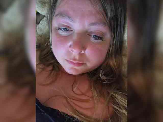FLUFFY_BEAUTY webcam