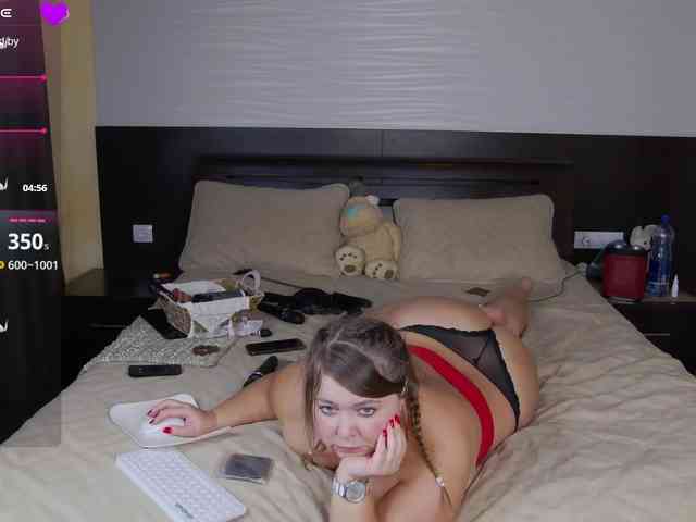 FLUFFY_BEAUTY webcam