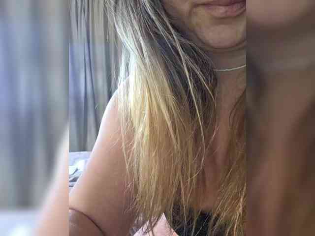 FLUFFY_BEAUTY webcam