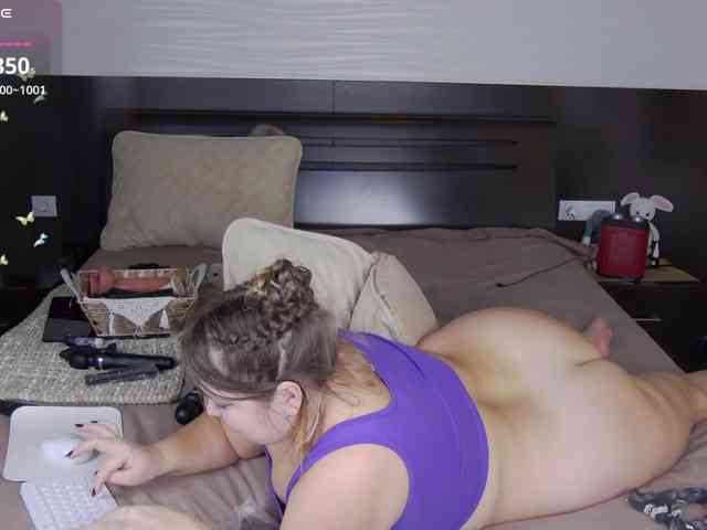 FLUFFY_BEAUTY webcam