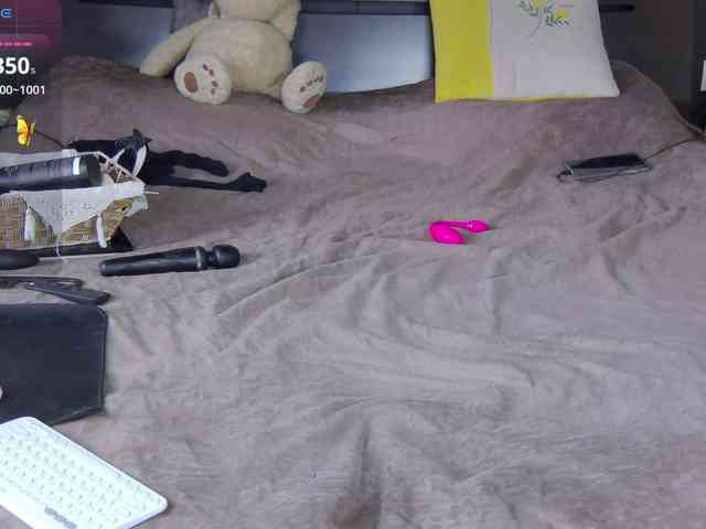 FLUFFY_BEAUTY webcam