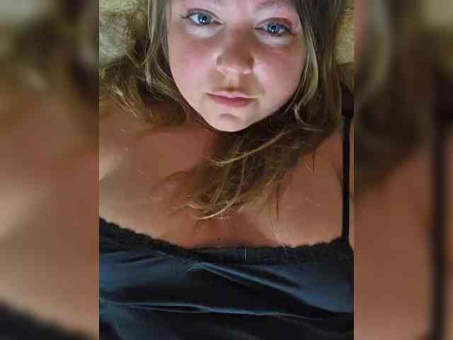 FLUFFY_BEAUTY webcam