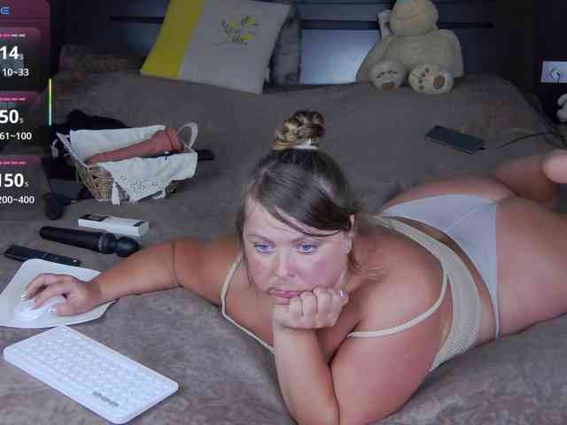 FLUFFY_BEAUTY webcam