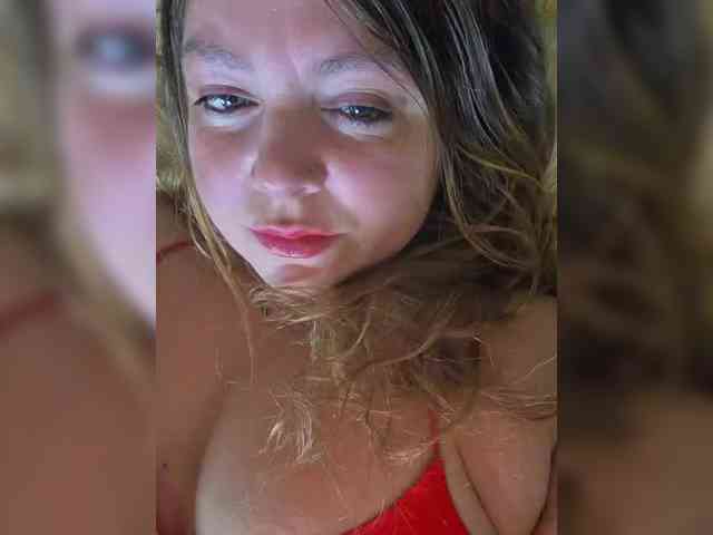 FLUFFY_BEAUTY webcam