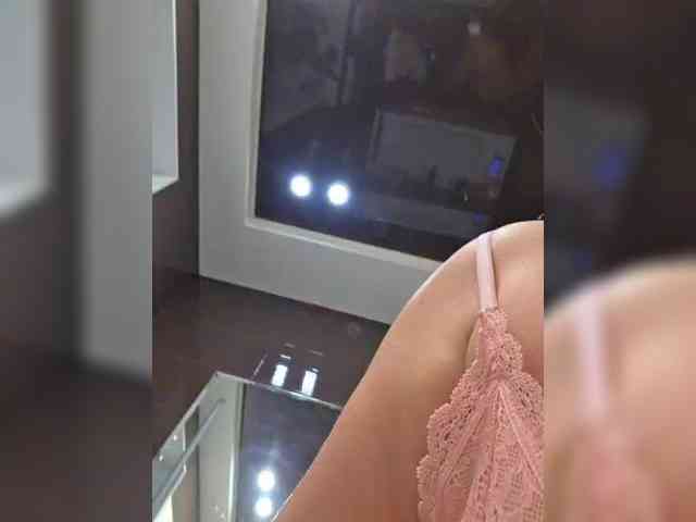 FLUFFY_BEAUTY webcam