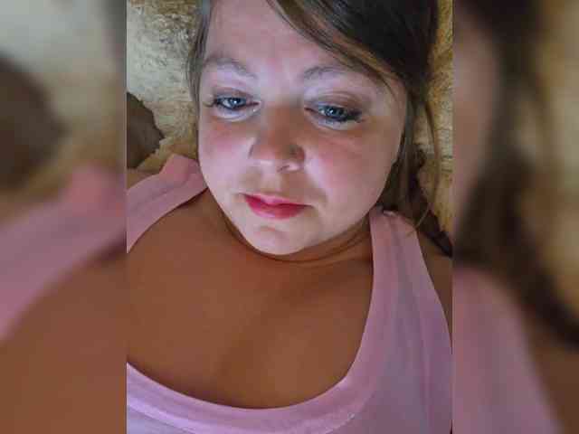 FLUFFY_BEAUTY webcam