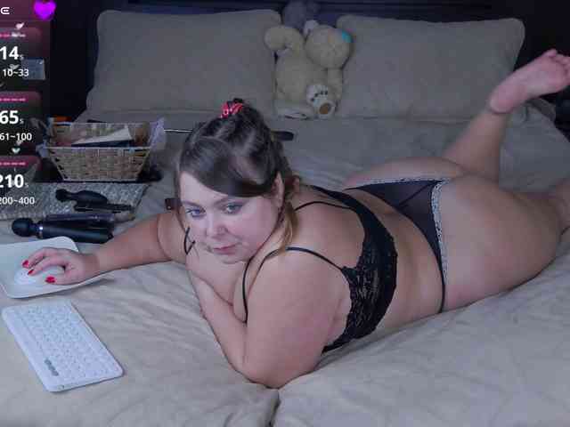 FLUFFY_BEAUTY webcam