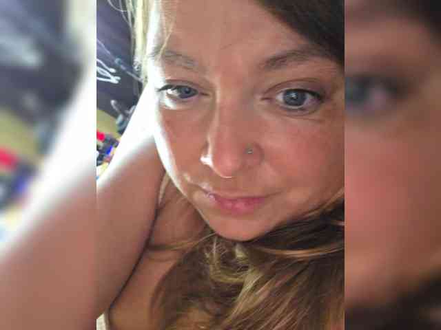 FLUFFY_BEAUTY webcam