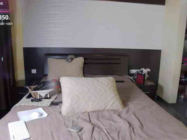 FLUFFY_BEAUTY webcam