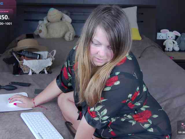 FLUFFY_BEAUTY webcam