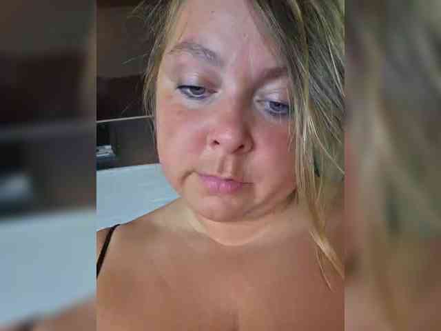 nude webcam chat HairyCrotch
