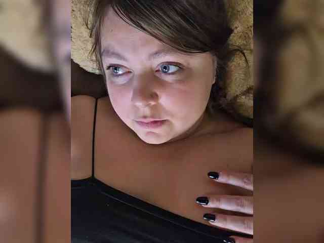 FLUFFY_BEAUTY webcam