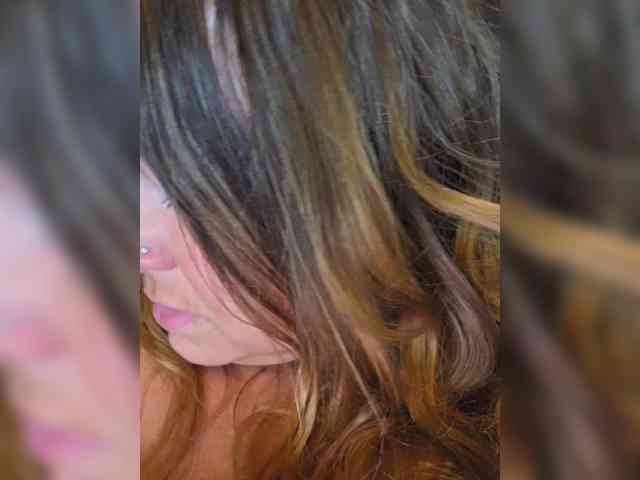 FLUFFY_BEAUTY webcam