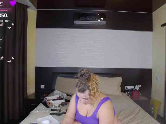 FLUFFY_BEAUTY webcam