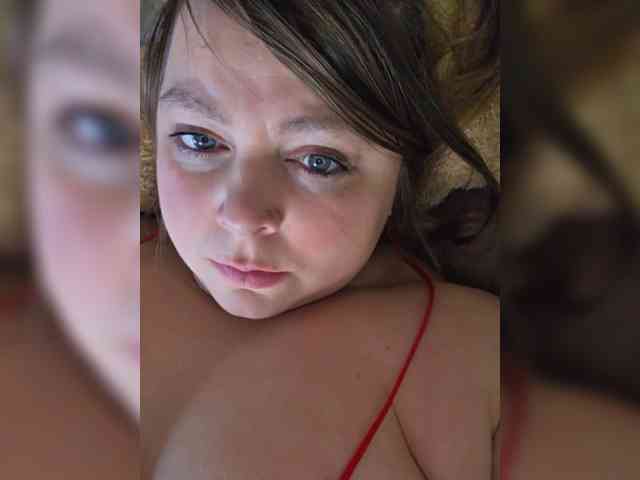 FLUFFY_BEAUTY webcam