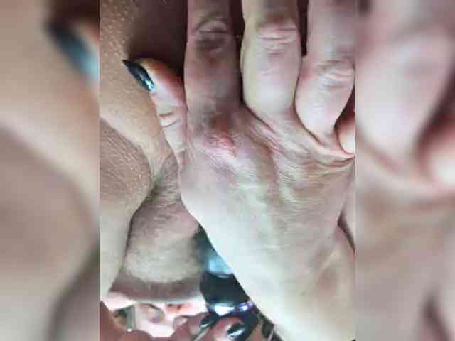 FLUFFY_BEAUTY webcam