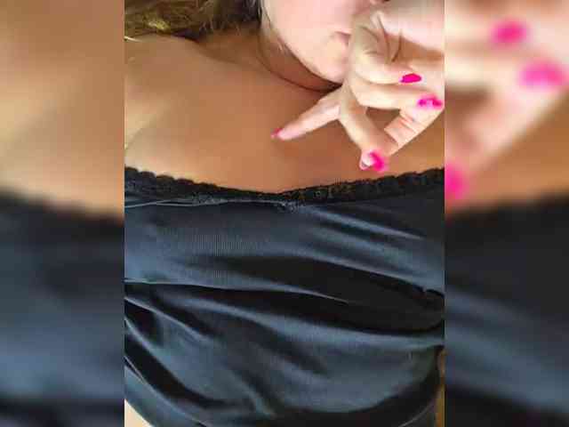 FLUFFY_BEAUTY webcam