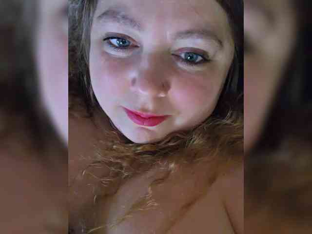 FLUFFY_BEAUTY webcam