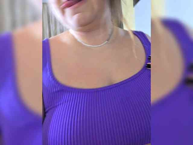 FLUFFY_BEAUTY webcam