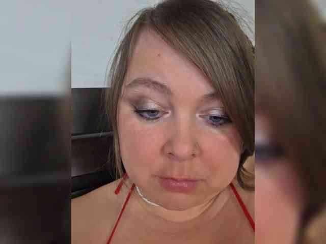 FLUFFY_BEAUTY webcam