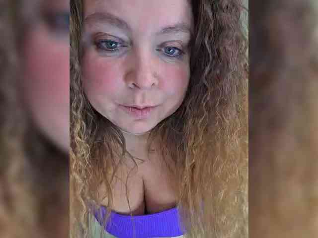 FLUFFY_BEAUTY webcam