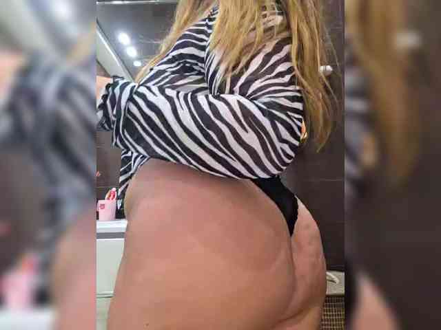 FLUFFY_BEAUTY webcam