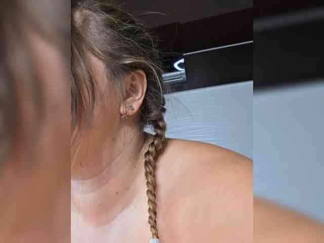 FLUFFY_BEAUTY webcam