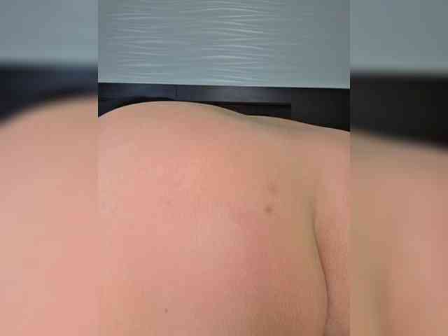 FLUFFY_BEAUTY webcam