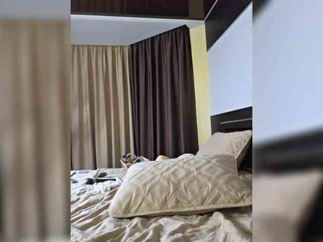 FLUFFY_BEAUTY webcam