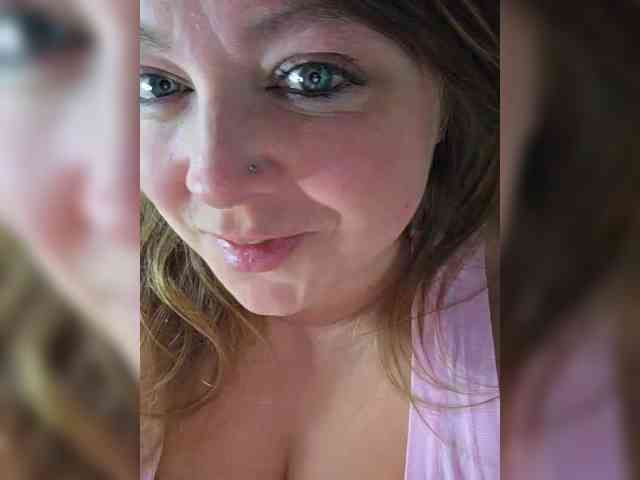 FLUFFY_BEAUTY webcam