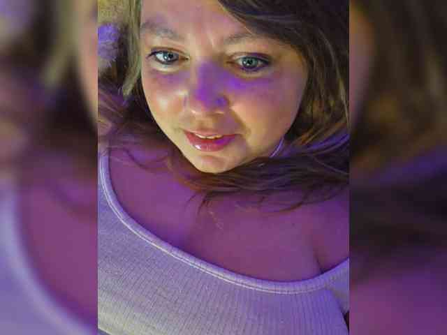 FLUFFY_BEAUTY webcam