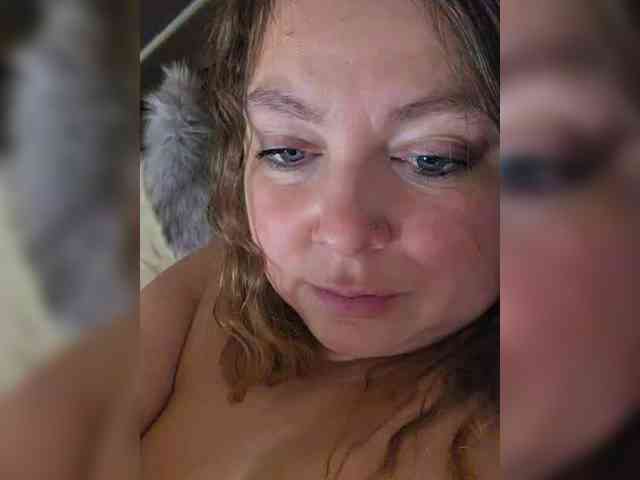 FLUFFY_BEAUTY webcam