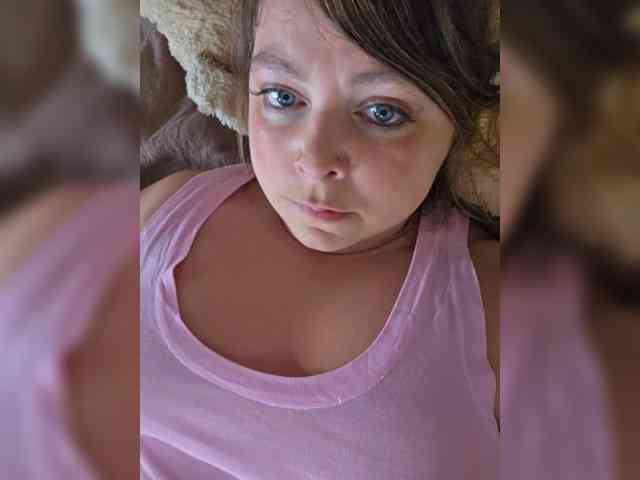 FLUFFY_BEAUTY webcam